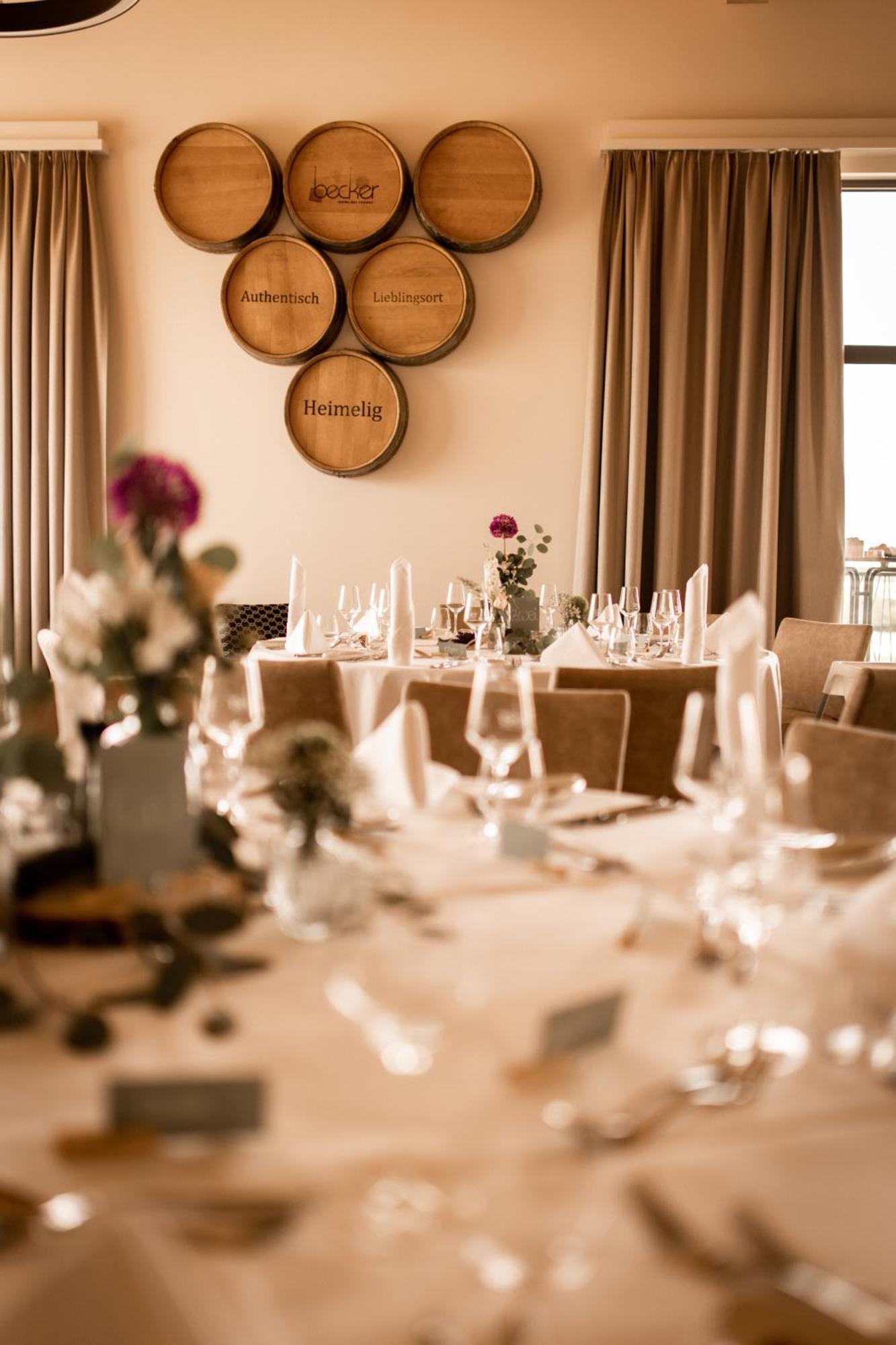 Mommenheim Weinzuhause Hotel-Restaurant-Vinothek מראה חיצוני תמונה